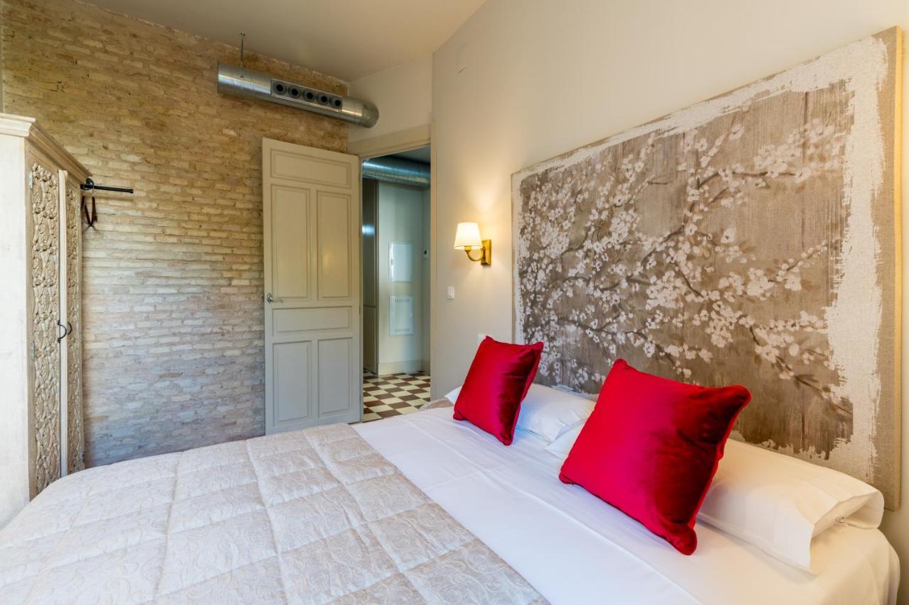 Dona Elvira Suites Cathedral Sevilla Exteriér fotografie